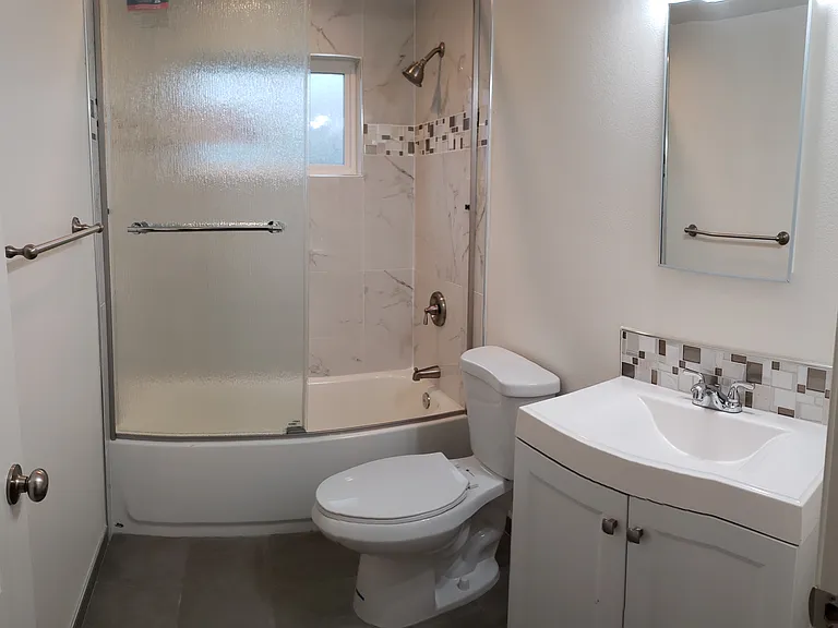 1158 98th Ave #1158 — Photo 3