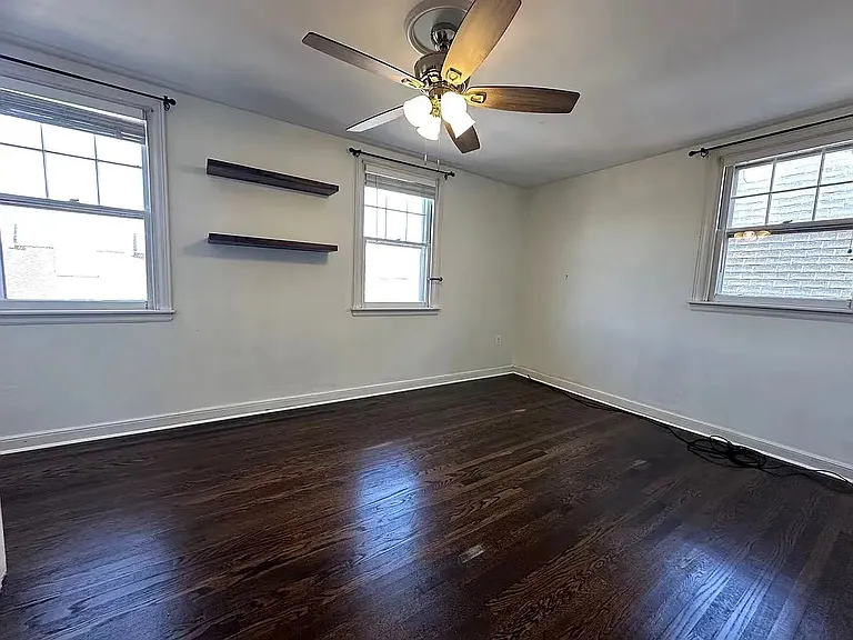 2821 S Darien St — Photo 8
