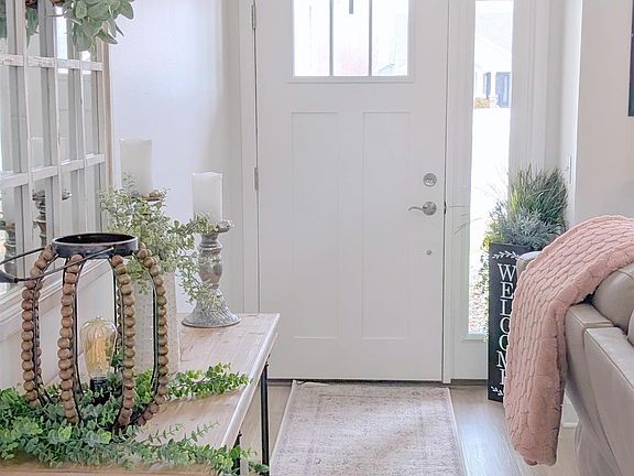 4th image of 911 Hickory Ct