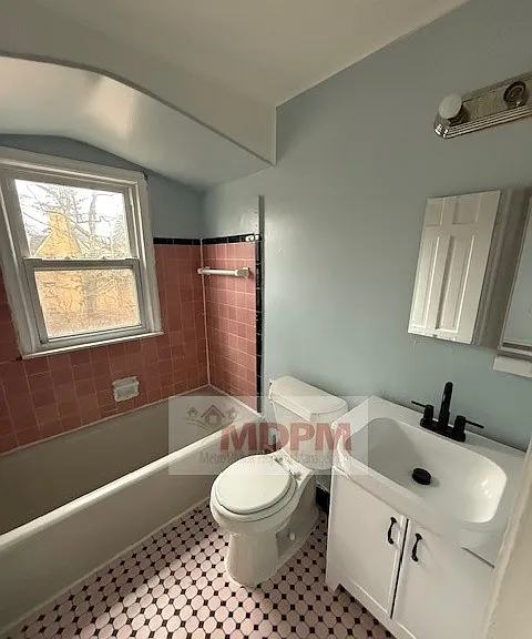 18742 Morang Dr — Photo 9