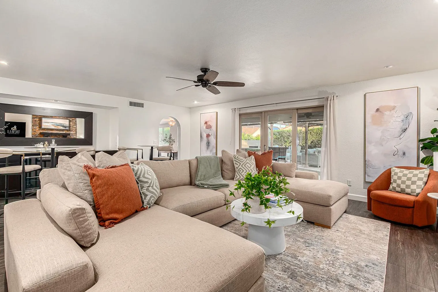 4 bed, 3.0 bath, 2798 sqft, $5,533 — Photo 1