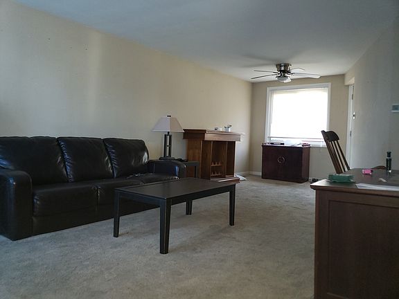2nd image of 8923 Burlington Ave