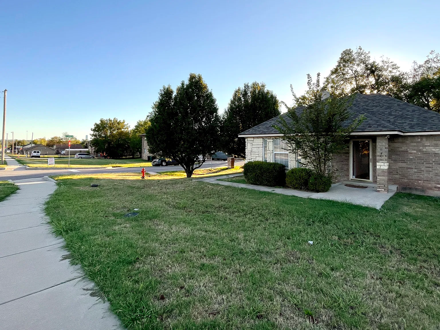 3 bed, 1405 sqft, $1,450 — Photo 4