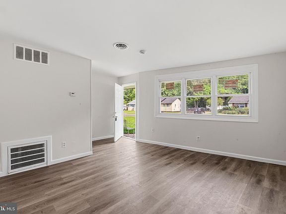 5th image of 187 Norcross Ln