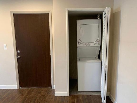 5th image of 1837 N La Brea Ave APT 7