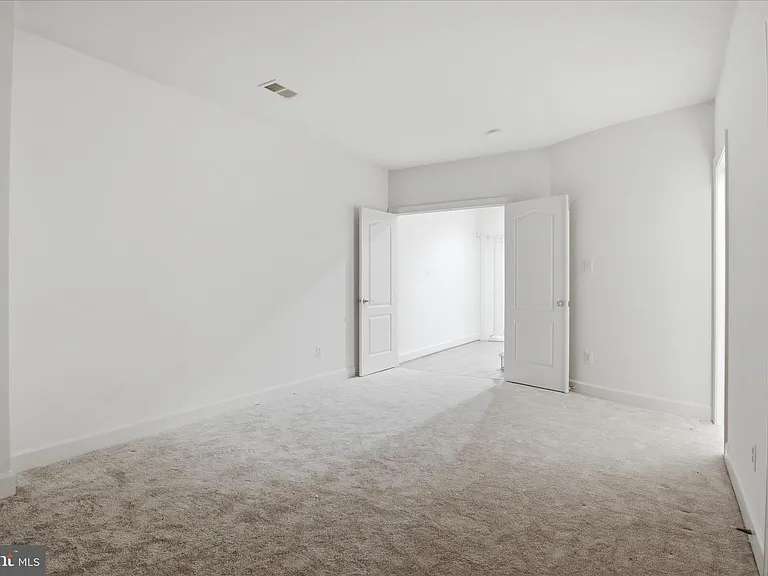 23059 Bronstein Ln — Photo 66