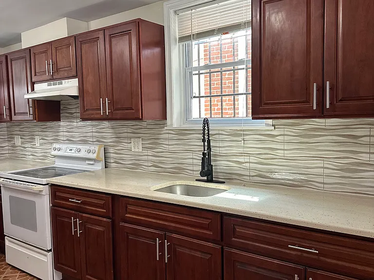 2249 E Cambria St — Photo 3