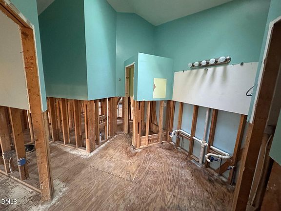2nd image of 301 Berryhill Dr