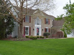 19074 Blue Spruce Dr, Strongsville, OH 44136