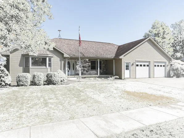 305 S Heyer St, Westphalia, MI 48894