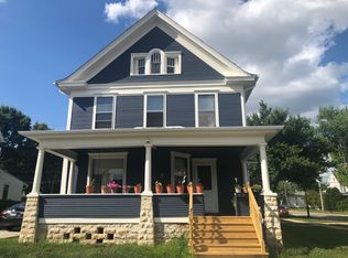 355 W New York St, Aurora, IL 60506