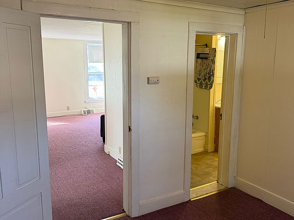 4th image of 507 W Main St #1R