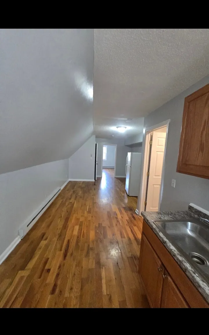 1 bed, $1,575 — Photo 4