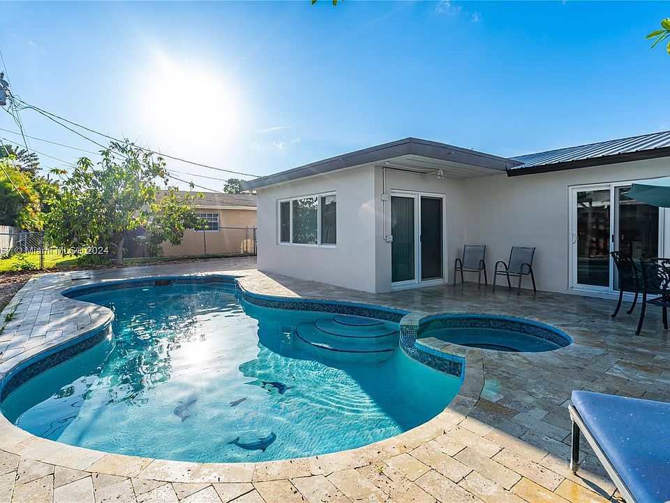 1st image of 10390 NW 24th Ct