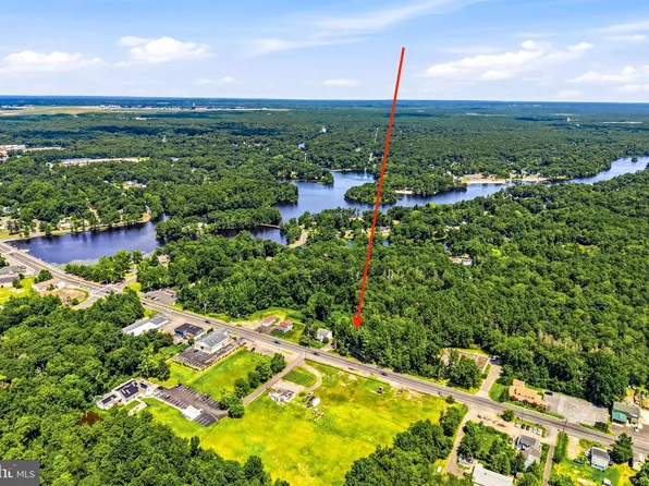 Lakehurst Rd, Browns Mills, NJ 08015