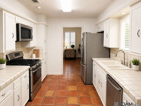 5th image of 4377 Chelsea Dr