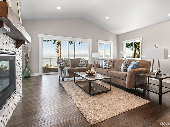 5th image of 337 Tillicum Way