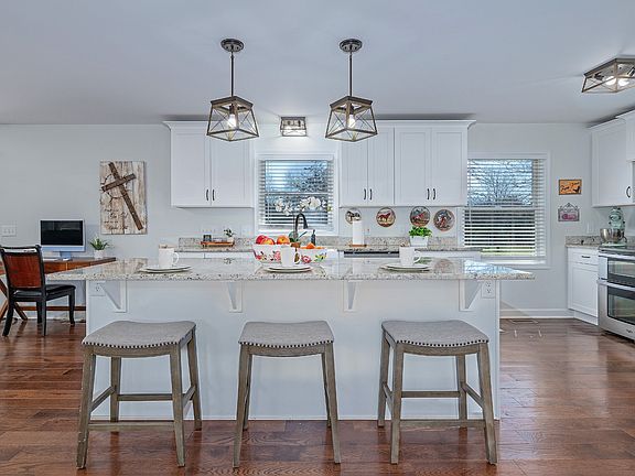 4th image of 3380 W Trimble Rd