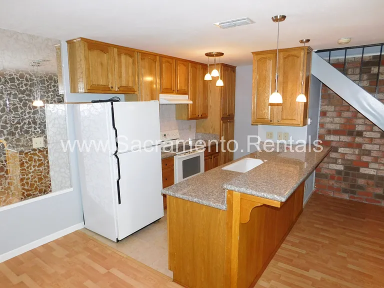 5954 Walerga Rd #3 — Photo 6