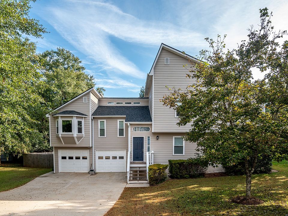 1st image of 2554 Blakely Ct NE
