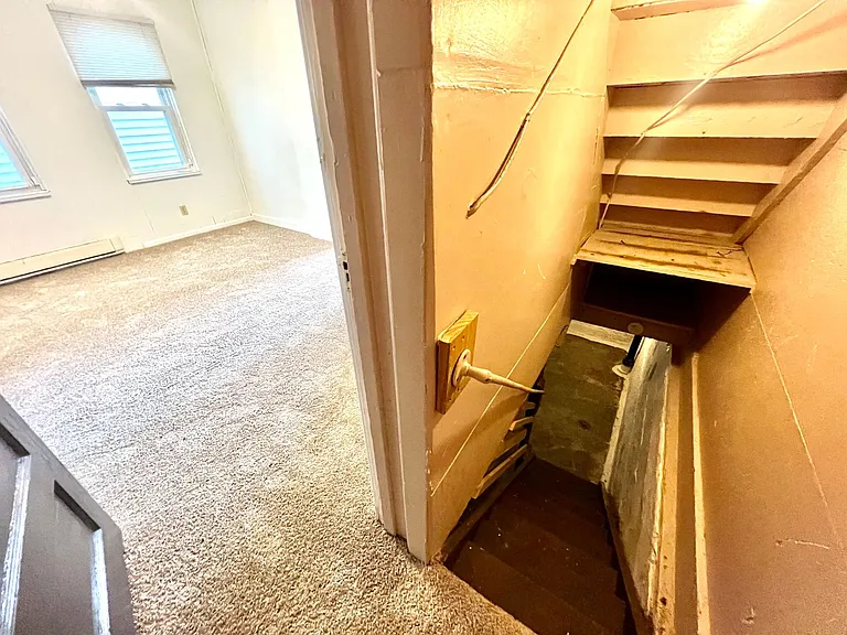 1613 Fourth Avenue (Full Service) — Photo 27
