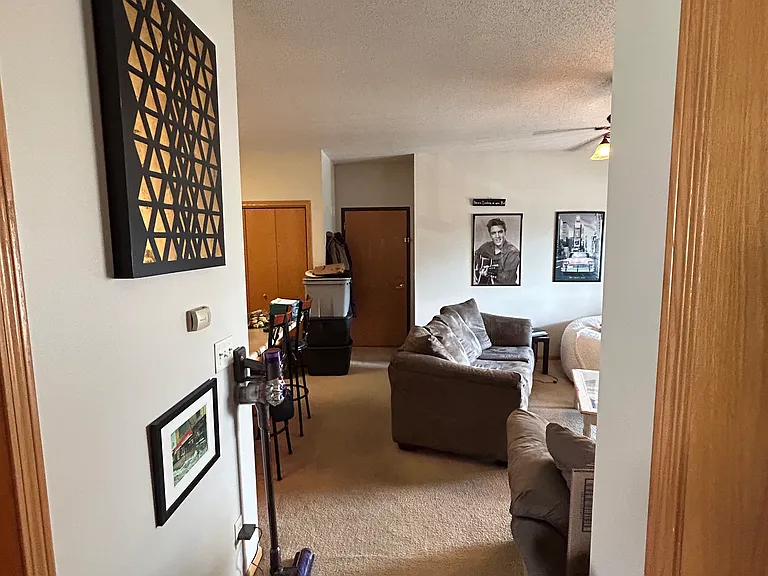 560 Kansas Ave #7 — Photo 5