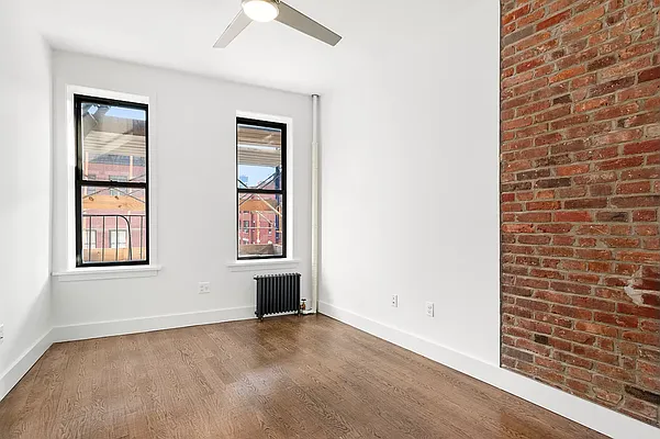 Rented by Compass | media 10