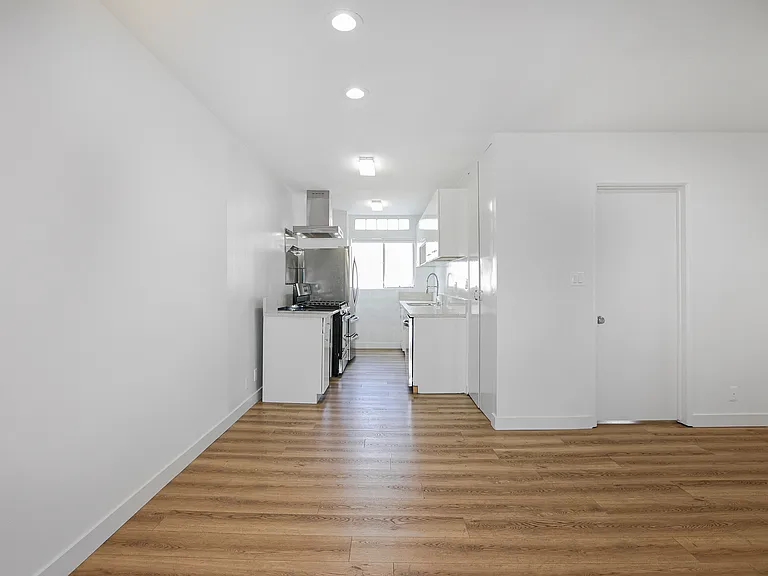 951 N Curson Ave #1 — Photo 8