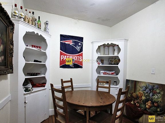 4th image of 315 Saint Paul St #3A