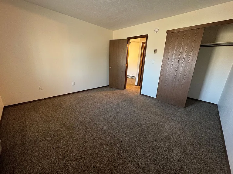 Mill Street Sylvania Apartments — Photo 21