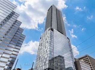 488 University Ave #3916, Toronto, ON M5G 0C1