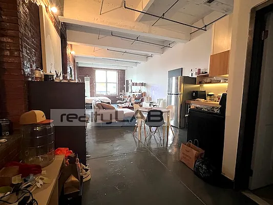 Rented by Realty Lab LLC | media 2