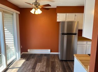 3650 W 8th St #4, Winona, MN 55987