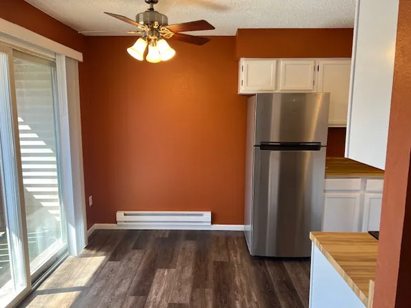 3650 W 8th St #4, Winona, MN 55987