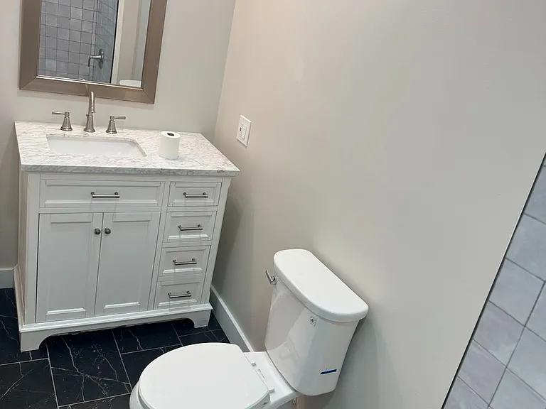 2339 E Fletcher St — Photo 11