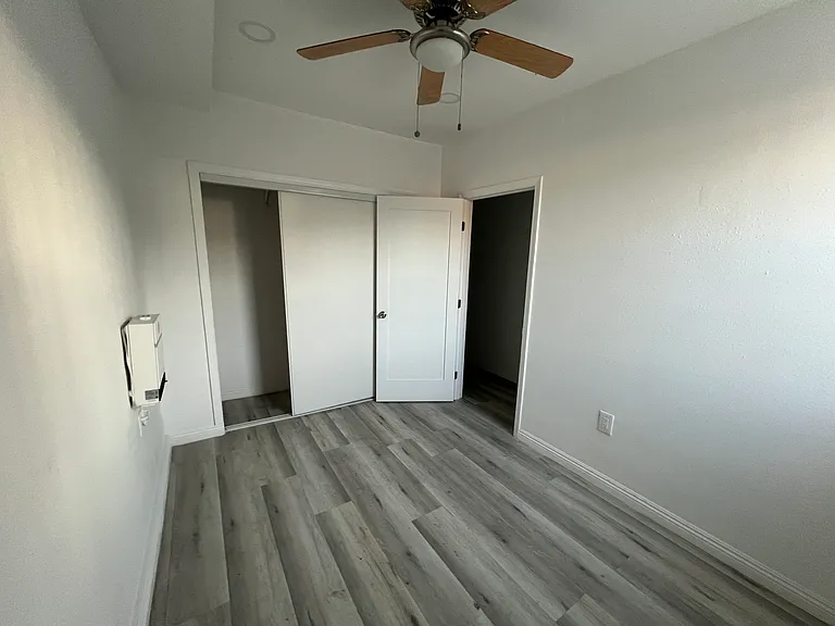 2111 W 54th St #2 — Photo 6