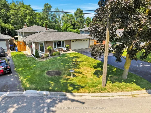 96 Maple Ave W, New Tecumseth, ON L0G 1A0