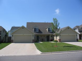 4509 Freedom Creek Dr, Lawrence, KS 66049