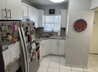 1630 W 46th St APT 204C, Hialeah, FL 33012