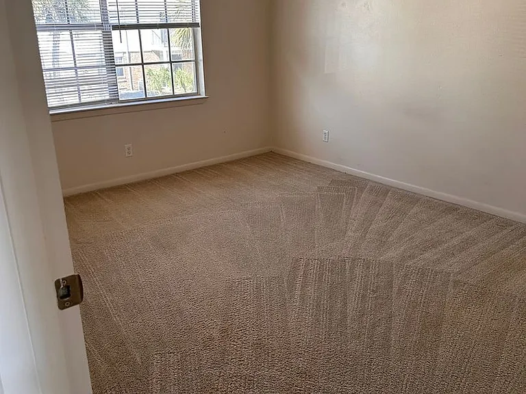 MER-Teresa Village Apartments — Photo 30