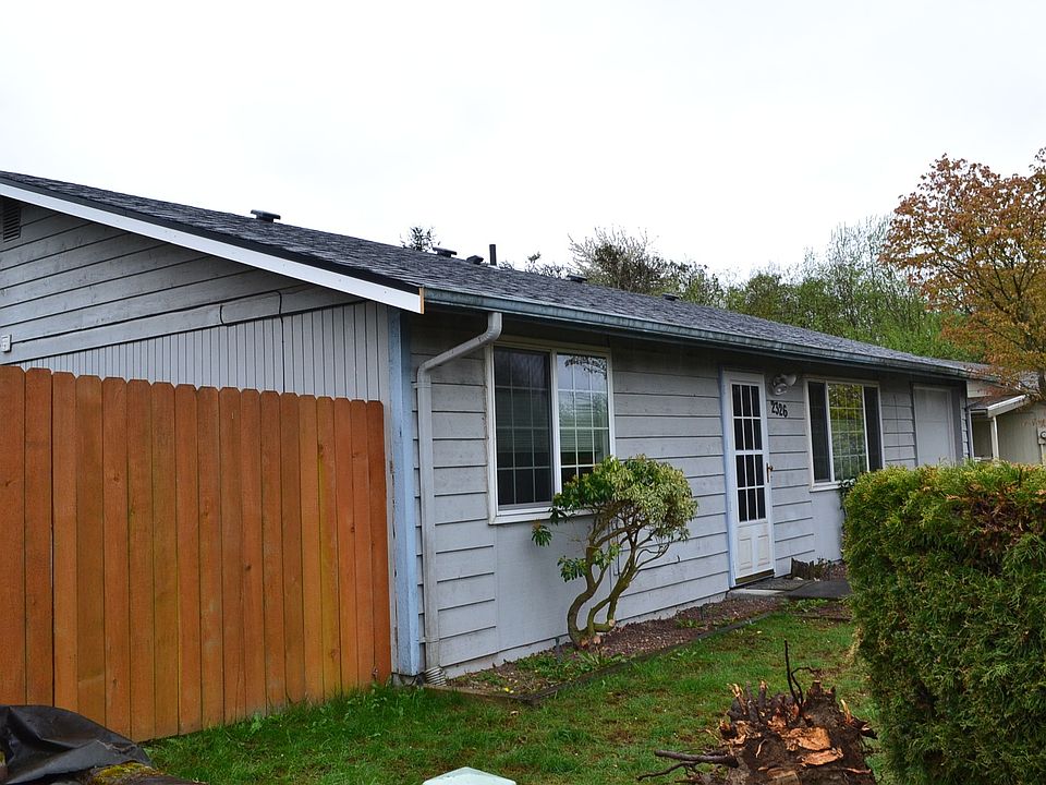 1st image of 2326 58th Ave NE