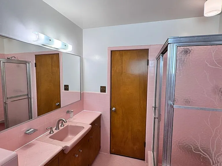 4531 E Shaw St — Photo 15