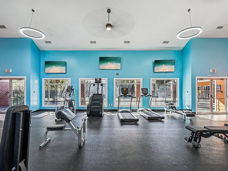 49-web-or-mls-SW 27th St-1212-917