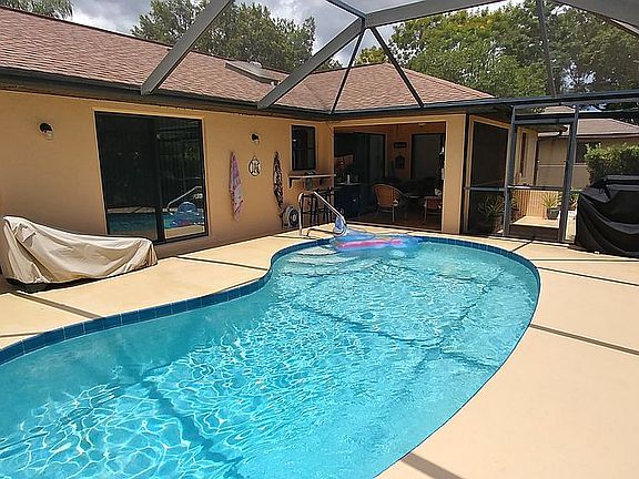 HEATED SALTWATER POOL