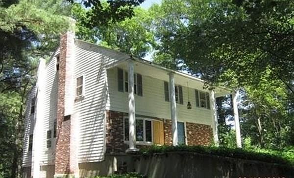 2nd image of 5 Spring Rd