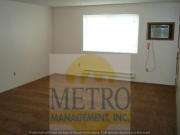 4th image of 661 W Idaho Ave