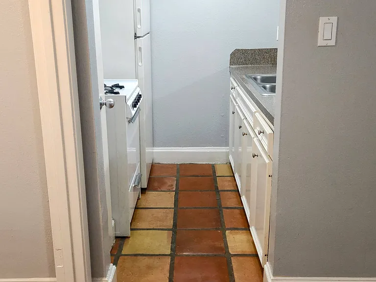 4414 Yupon St #5 — Photo 5
