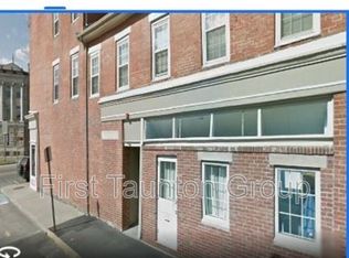 2 Union St APT 5, Taunton, MA 02780
