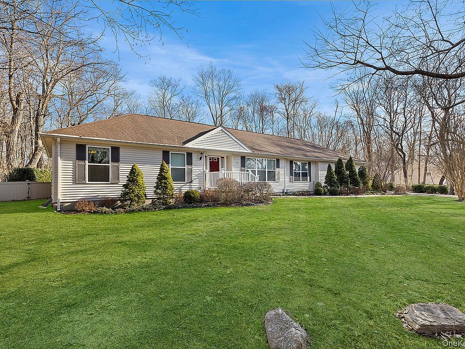1st image of 17 Cove View Road