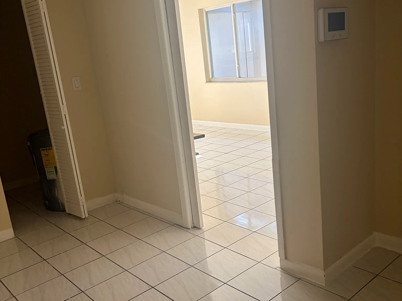 Studio, 500 sqft, $1,350 — Photo 2